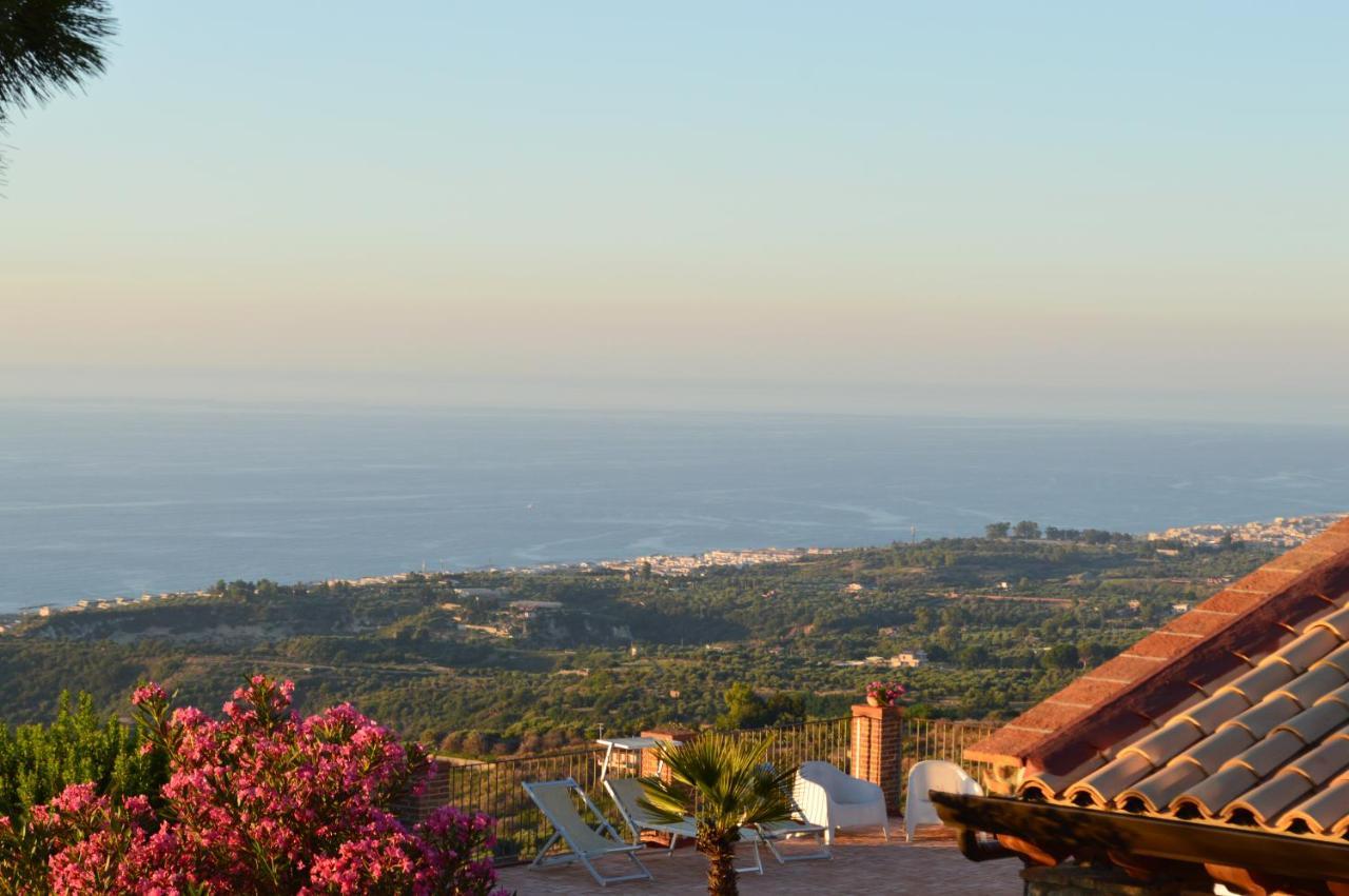 Villa Quiete Spadafora Buitenkant foto