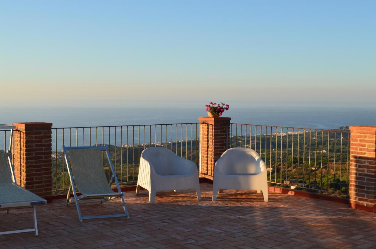 Villa Quiete Spadafora Buitenkant foto