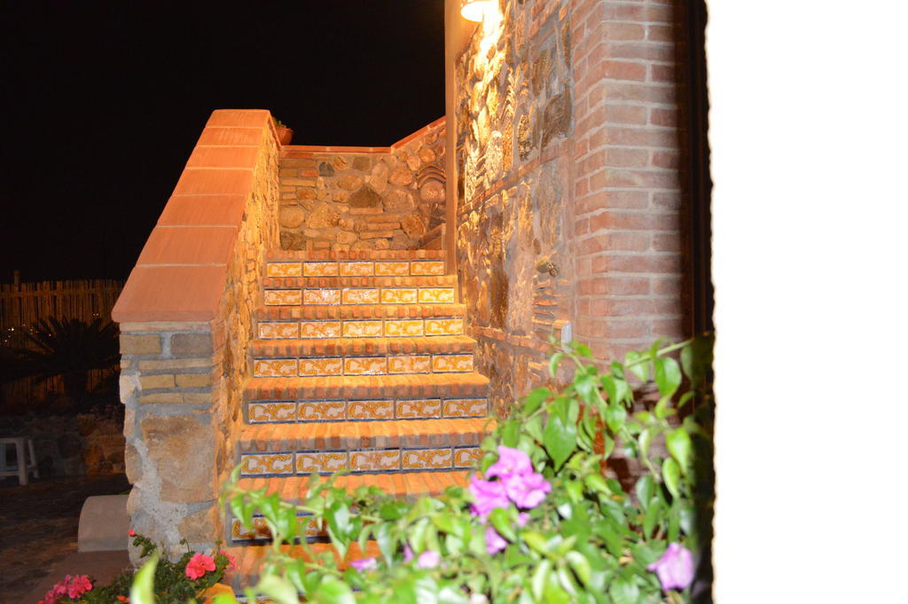 Villa Quiete Spadafora Buitenkant foto