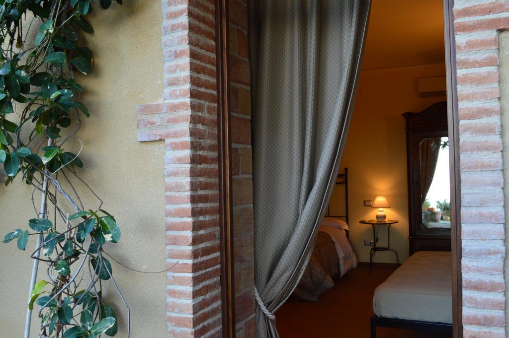 Villa Quiete Spadafora Buitenkant foto