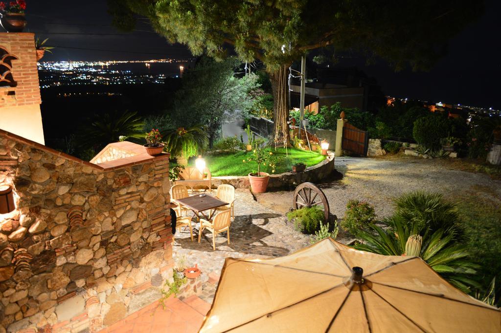 Villa Quiete Spadafora Buitenkant foto