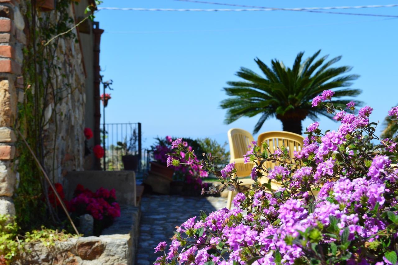 Villa Quiete Spadafora Buitenkant foto