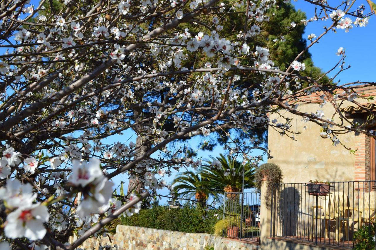 Villa Quiete Spadafora Buitenkant foto