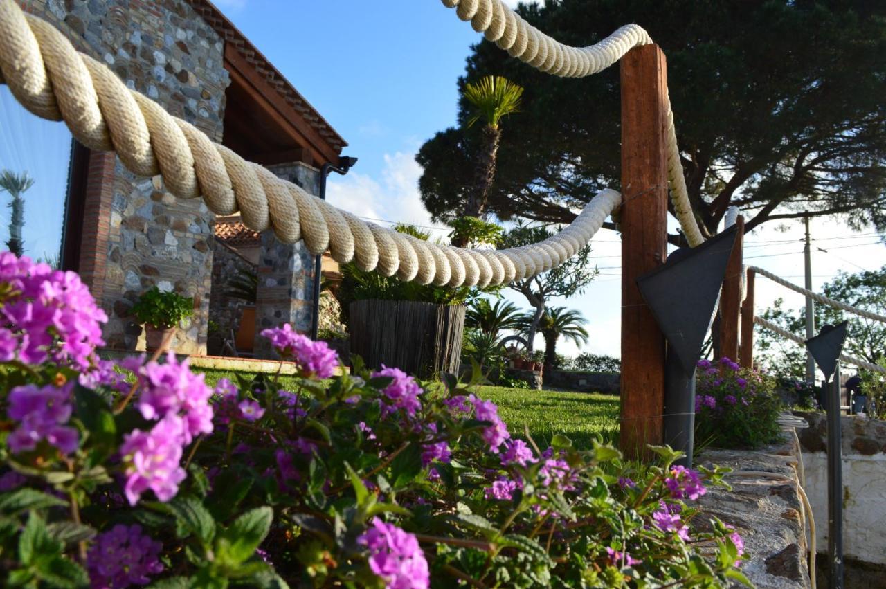 Villa Quiete Spadafora Buitenkant foto